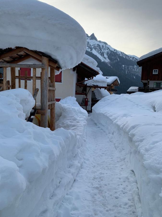 Chalet Orchidea Canazei Exterior foto