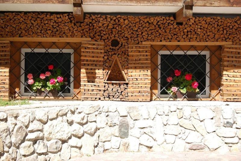 Chalet Orchidea Canazei Exterior foto